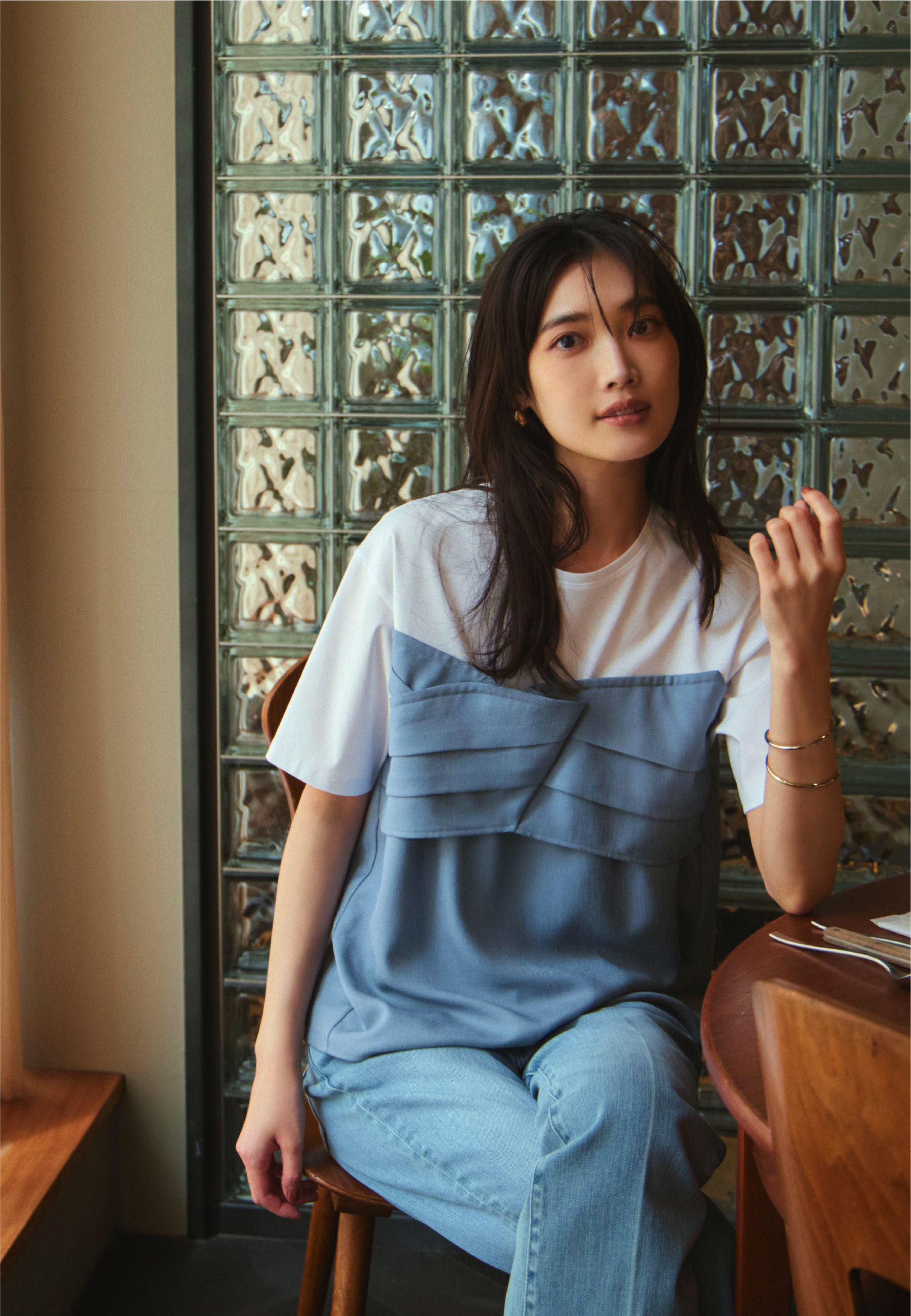 【ふみ】TNEWTIES トップス(窓のサイズを測ってみて) ふみ様専用】TNEWTIES トップス(窓のサイズを測ってみて)