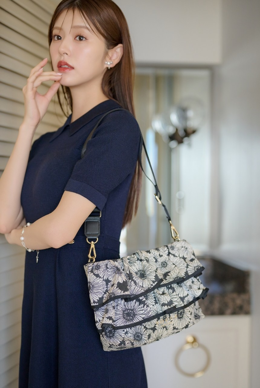 LOOK4 上半身カット