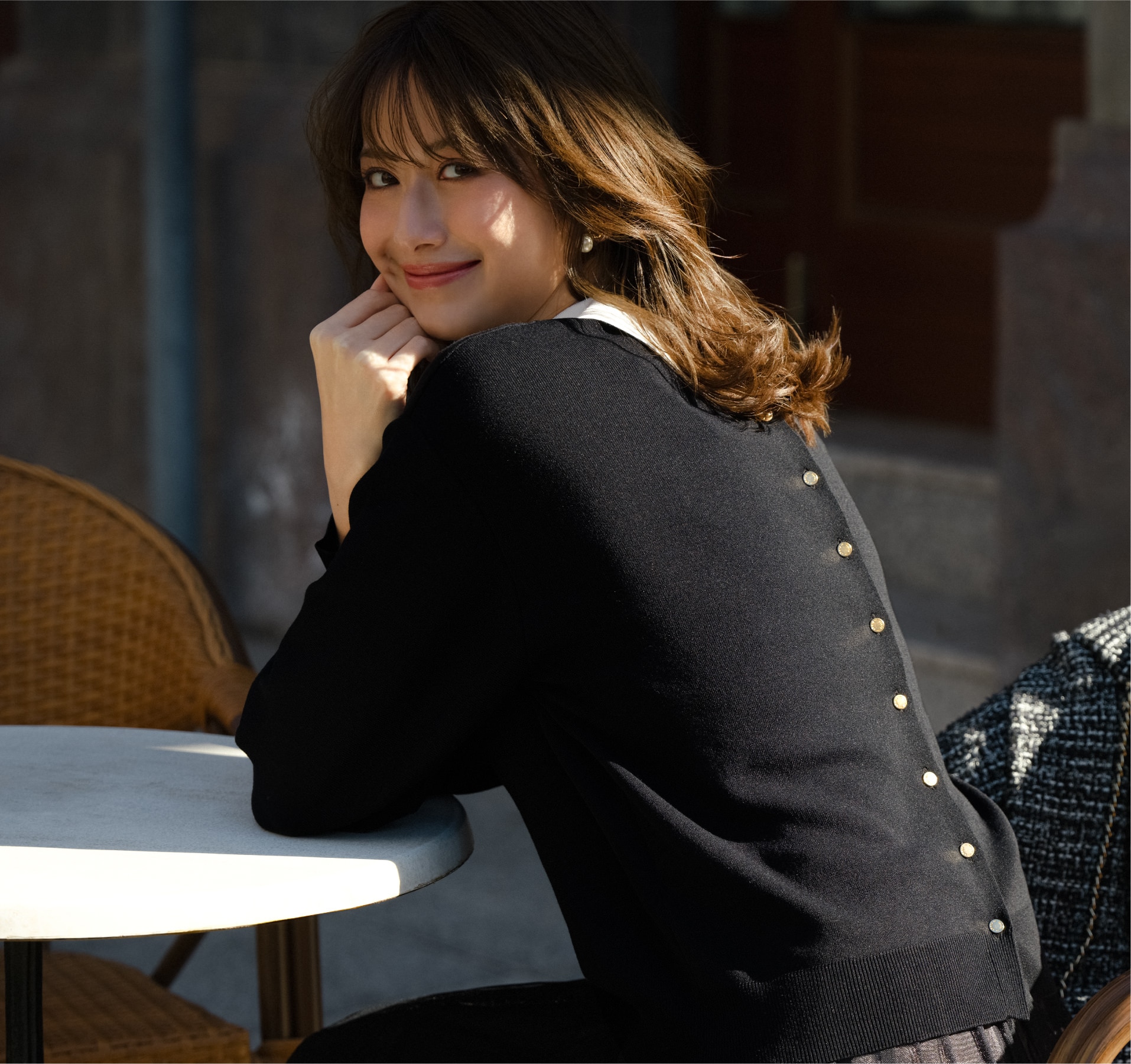 23区】襟デザインニット～顔周りに華やかなニュアンスを