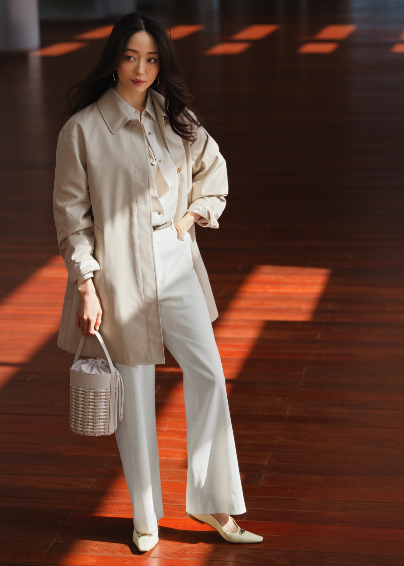 23区 トレンチコート ベージュ ニュートラルスタイル