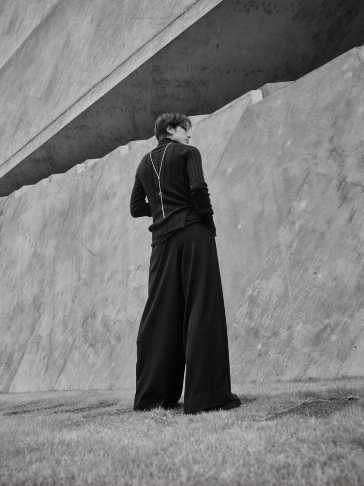 GALLERY VOL.1 LOOK
