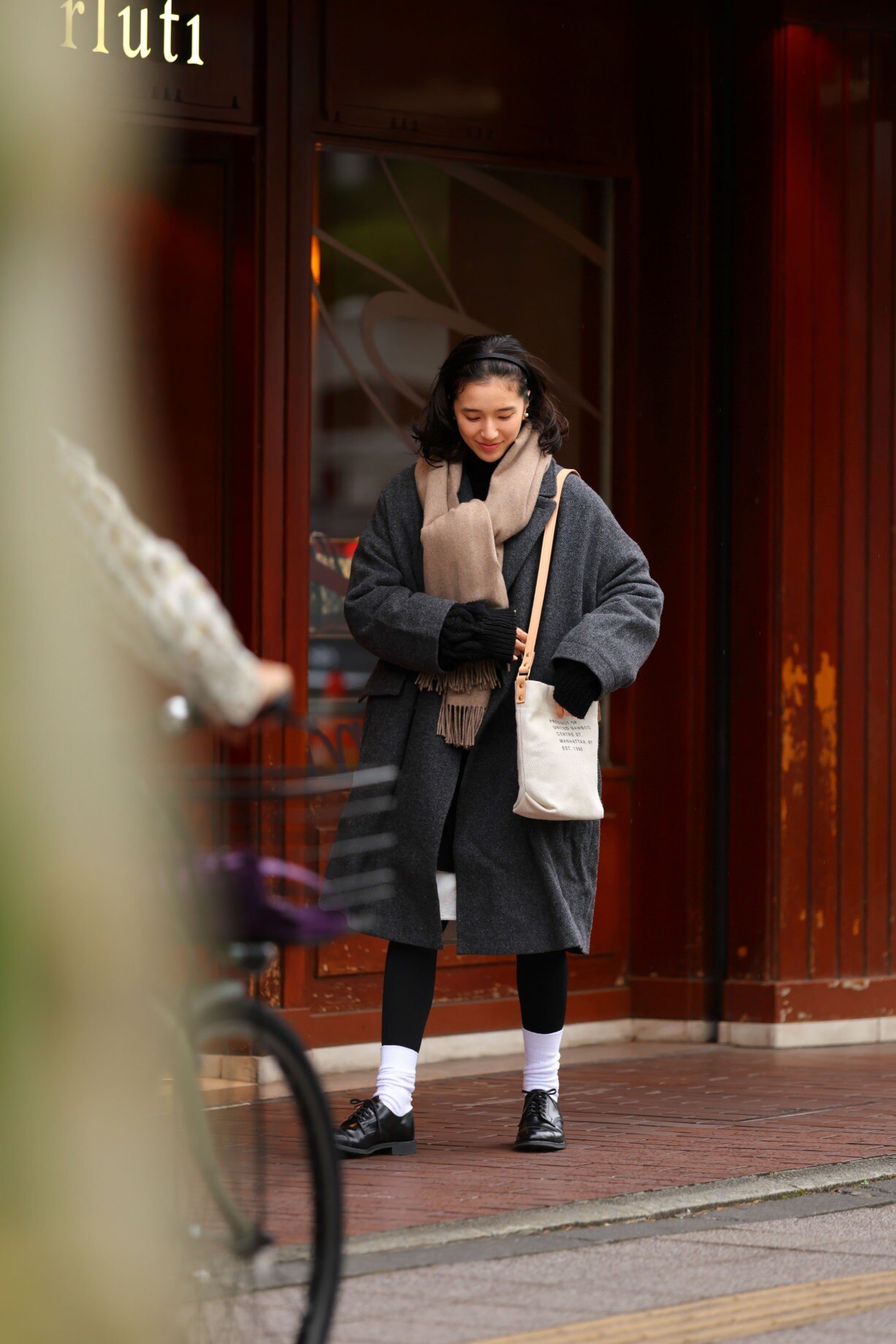 “UB BASIC BAG”のショルダーバッグ