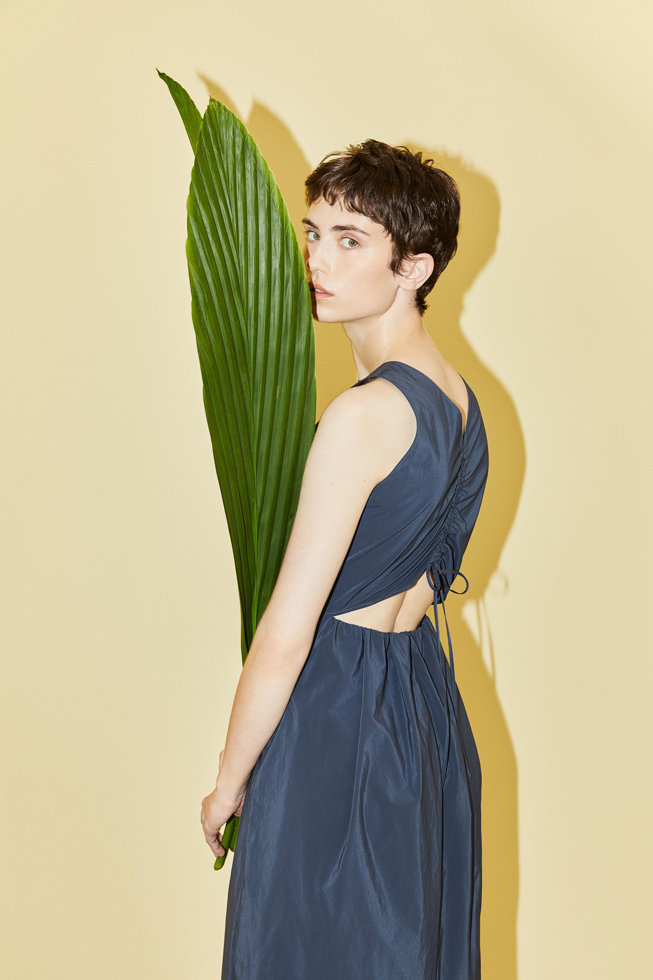 【未使用級】uncrave アンクレイヴ 23SS 半袖 ダブル ジャケット 未使用級】uncrave アンクレイヴ 23SS 半袖 ダブル ジャケット