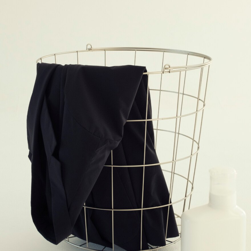 かごに入っているジャケット