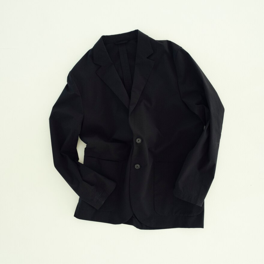 シワになりにくいジャケット