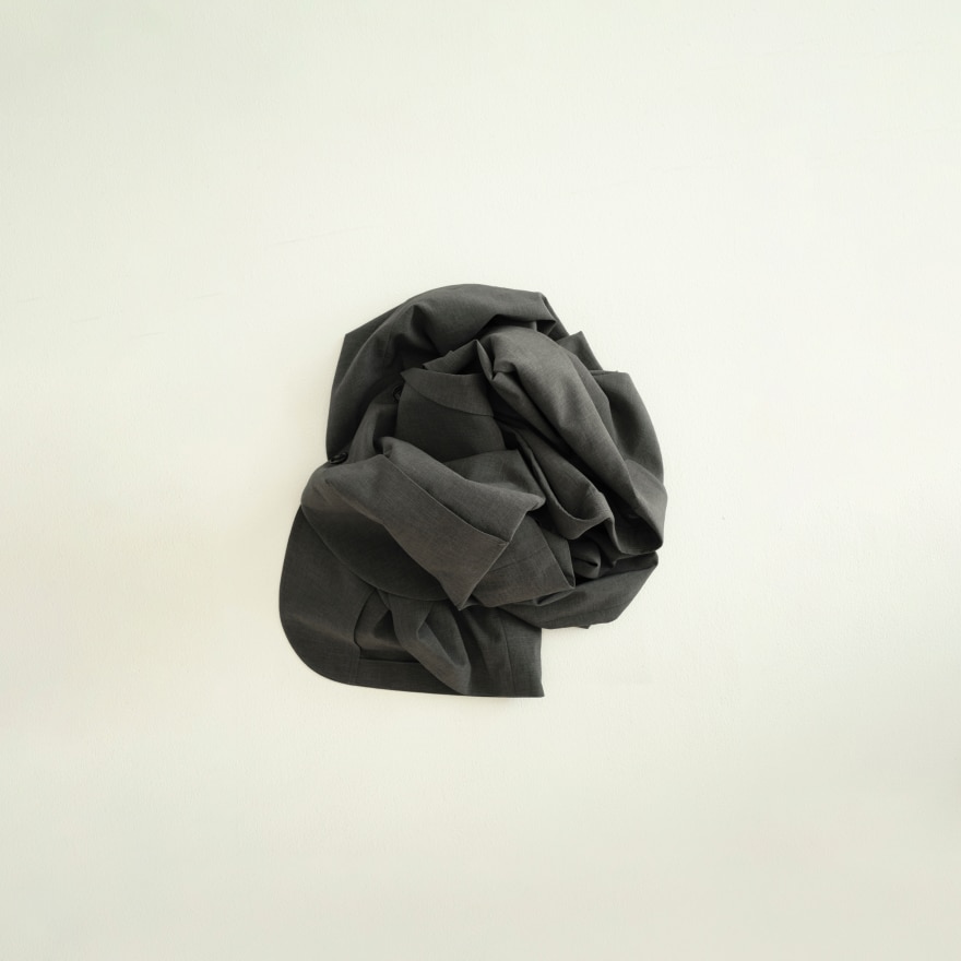 シワになりにくいジャケット