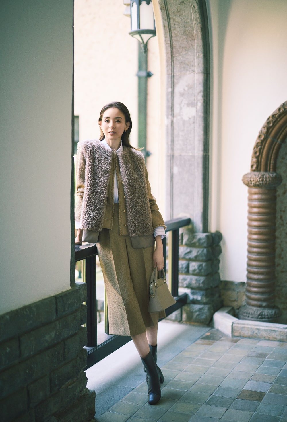 自由区35200円新作今期新品完売【Class Lounge】PRINCESS ニット３８ホワイトゆったり40の方も秋冬も 自由区 2025.11.09 WOMEN ニュース | ファッション通販サイト[オン