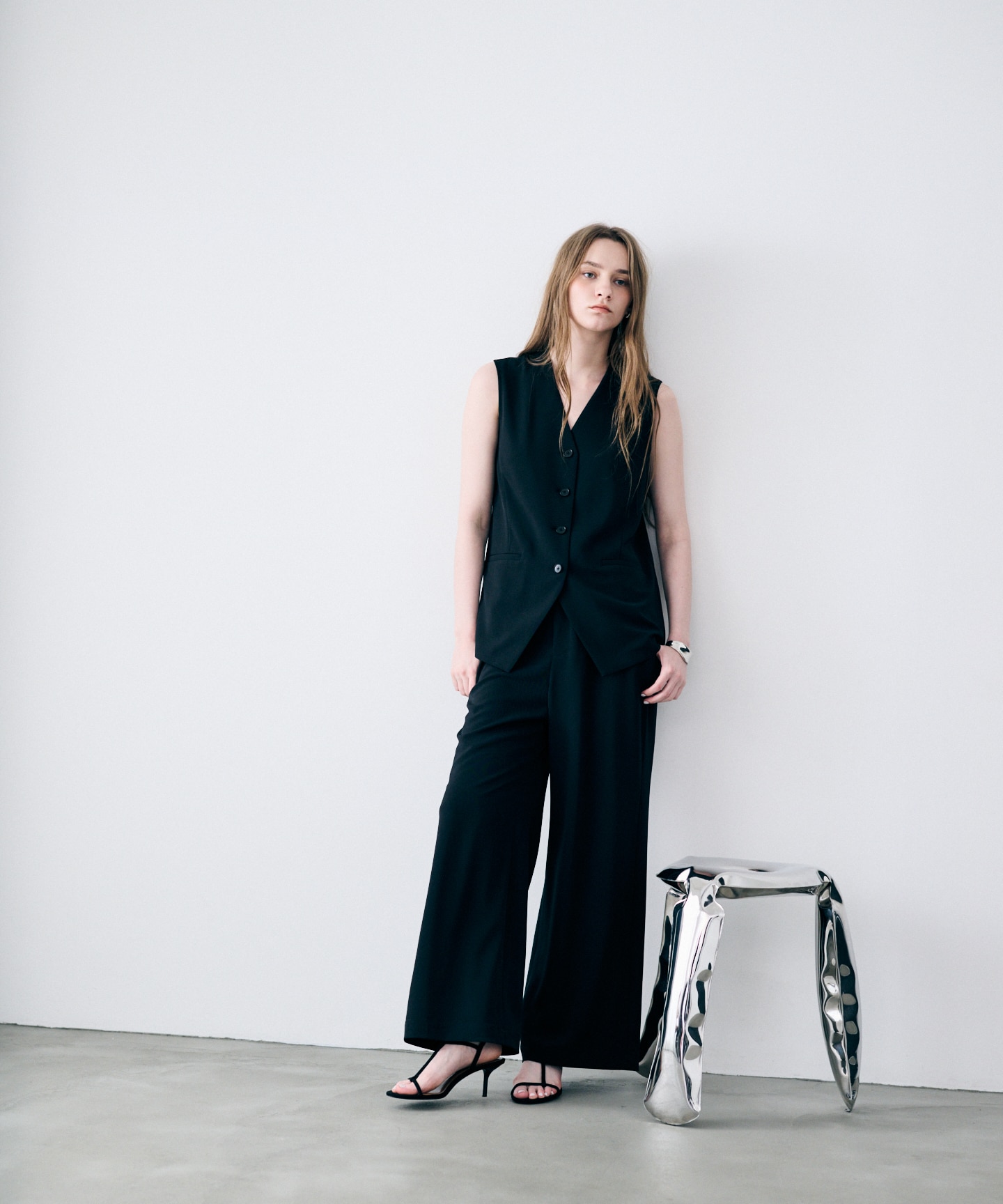 FLARE PANTS Detail 2