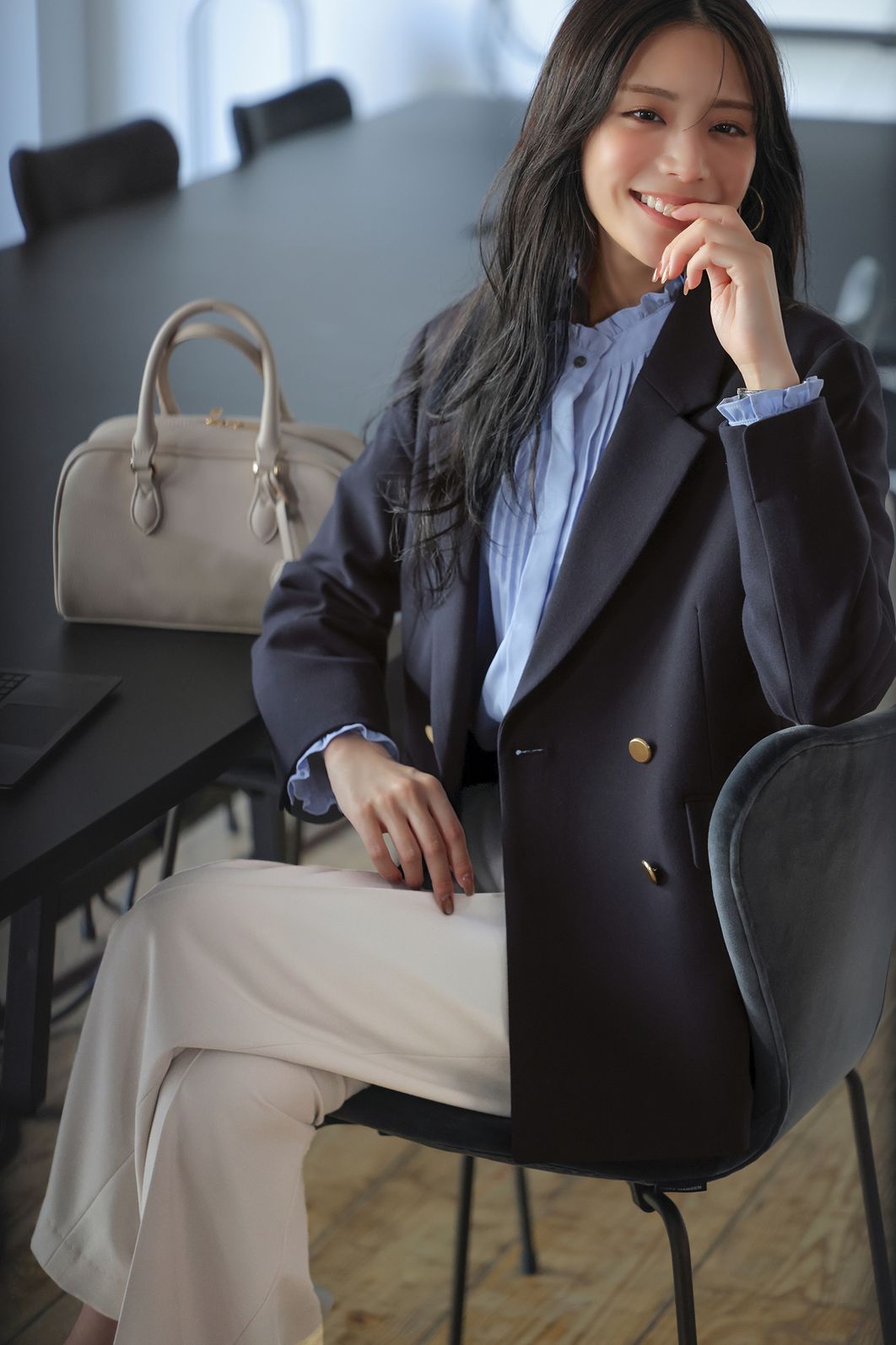 エニィスィス ダブルボタン ビューティーサーモ　テーラードジャケット　サイズ3 ANY SIS】この秋はONもOFFも“ビューティサーモ”のジャケットさえ