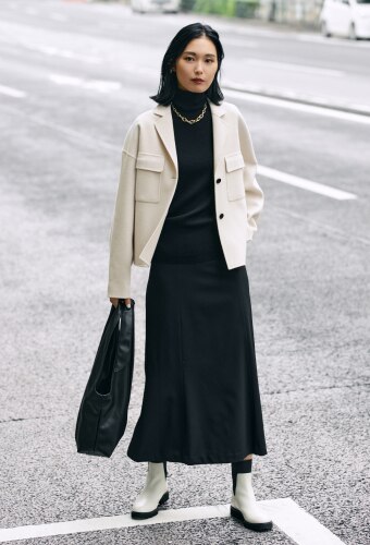 ダークキャメルで「大人カジュアル」