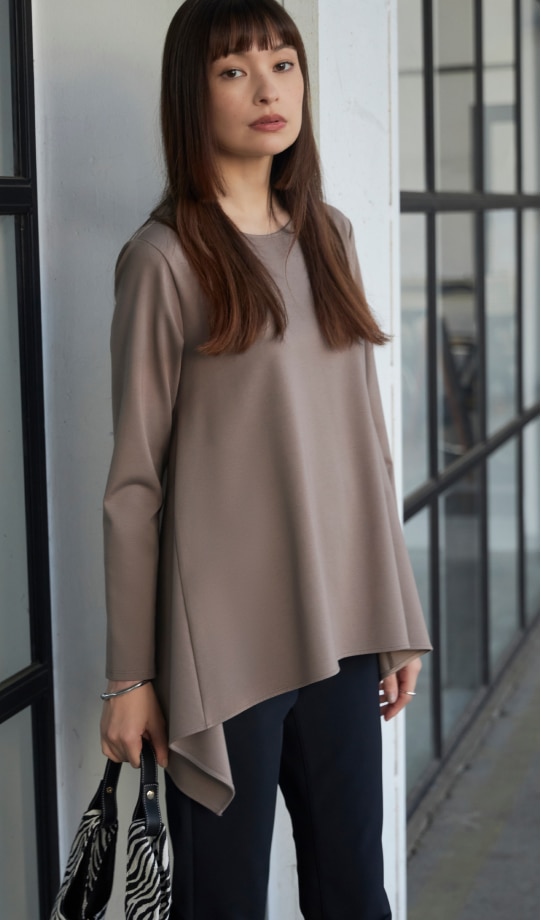 モード映えワンピースの写真