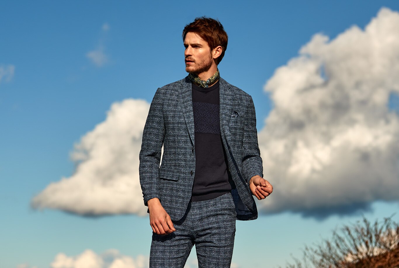 LEISURE SUIT COLLECTION