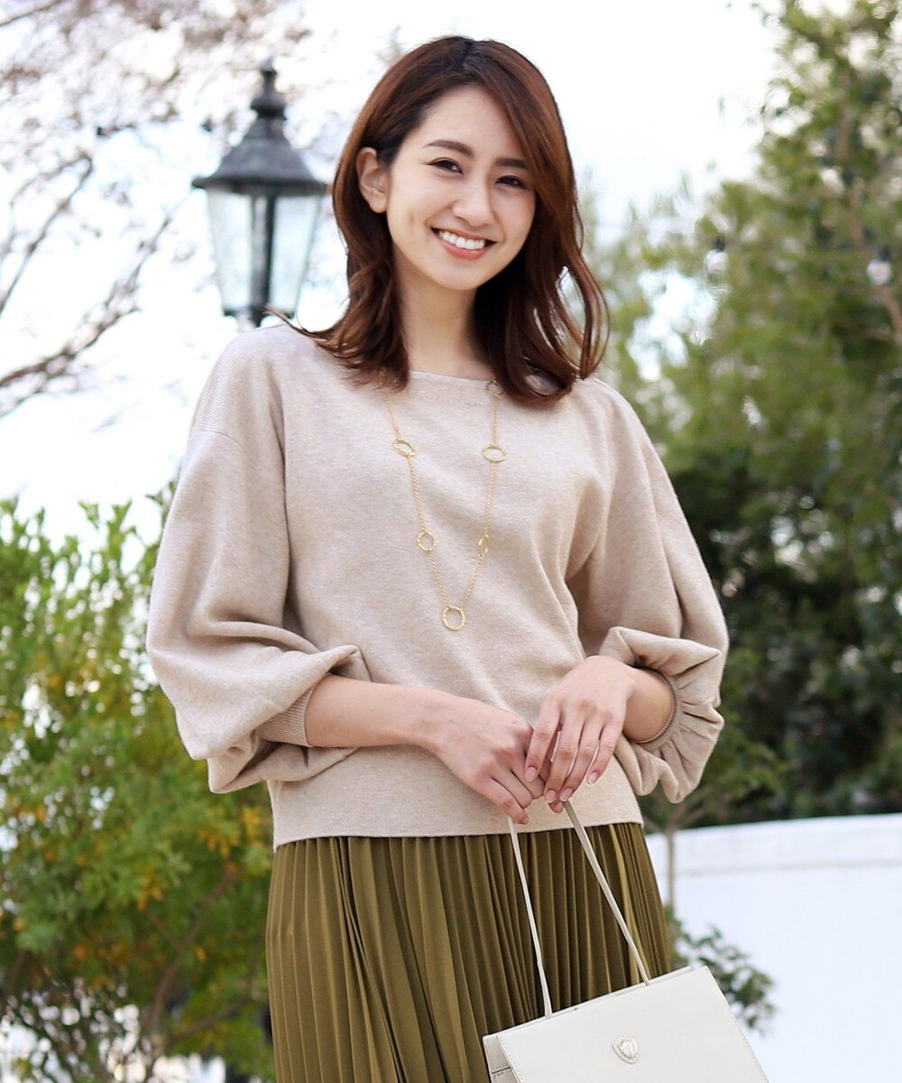 【洗える】パフ袖がフェミニンで愛らしい♪ボートネック袖コンニット