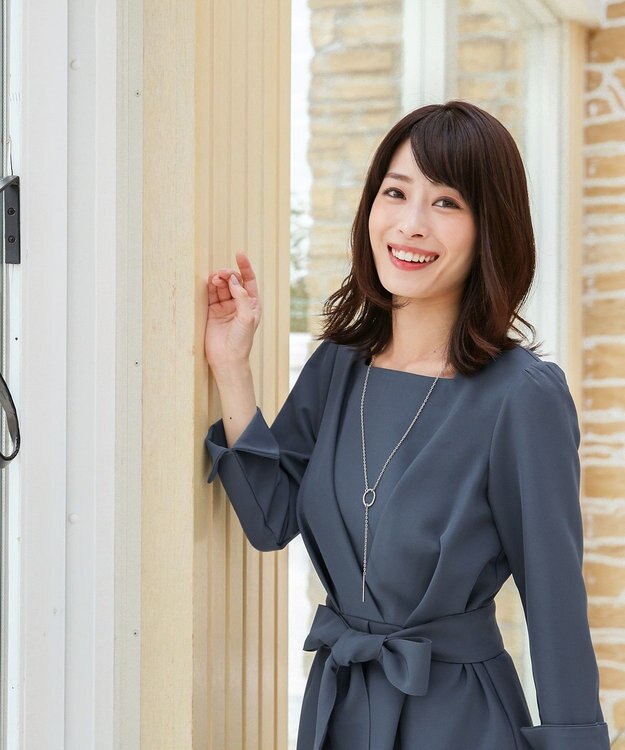 おしゃれ際立つ上品タックコクーンワンピース Tiaclasseファッション通販 公式通販 オンワード クローゼット