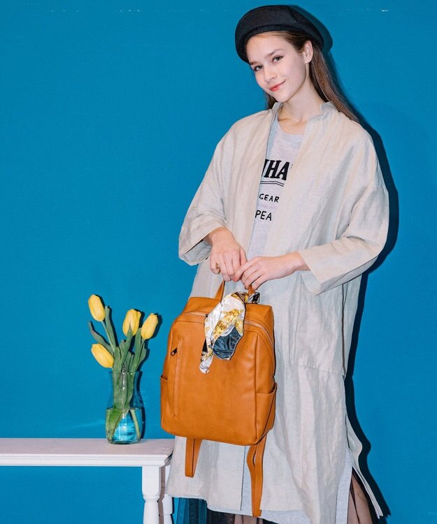 UNBILLION 【テレビ ドラマ着用アイテム】cachecache スカーフ付きファスナーリュック キャメル