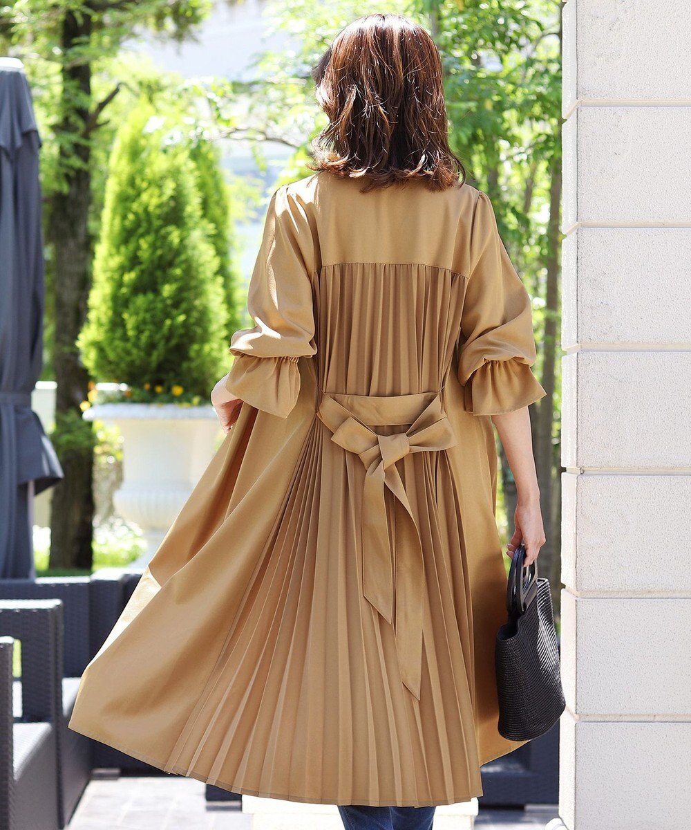 洗える 後ろ姿で魅せる バックプリーツシャツワンピース Tiaclasse ファッション通販 公式通販 オンワード クローゼット