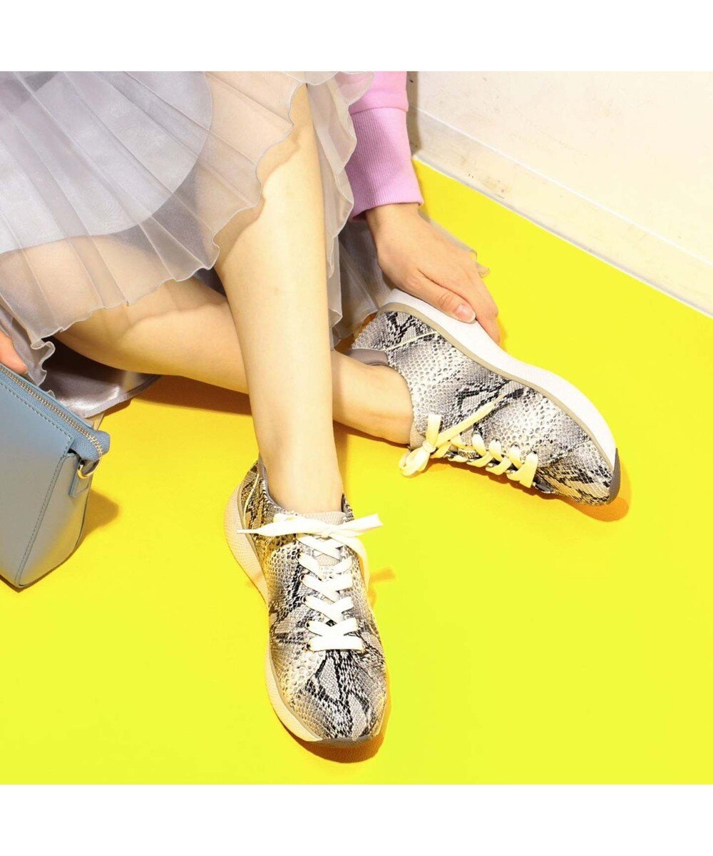 厚底 軽量 スニーカー レディースの人気商品 通販 価格比較 価格 Com