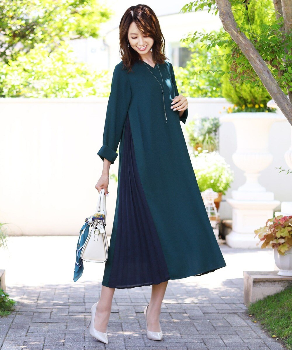 【洗える・2WAY】体型カバーも叶うサイドプリーツワンピース