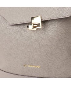 LA BAGAGERIE 金具アクセントリュック