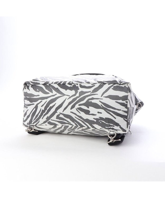 Y'SACCS トラベルシリーズ 　リュック＆ショルダーバッグ ゼブラ