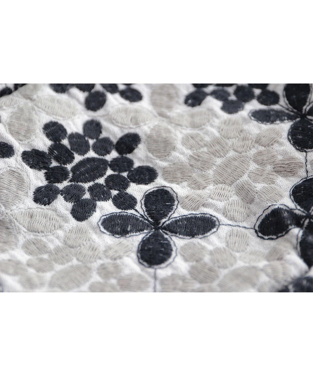 AND WOOL 花タイル ポーチ 