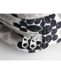 AND WOOL 花タイル ポーチ