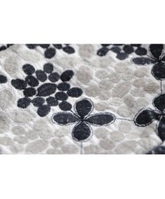 AND WOOL 花タイル ポーチ