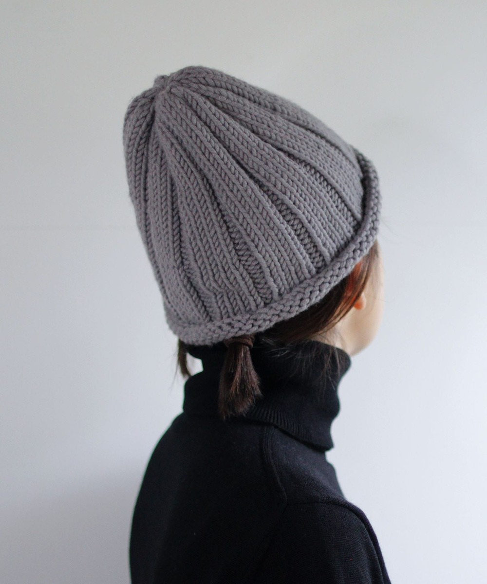 手編みの帽子 - ニットキャップ