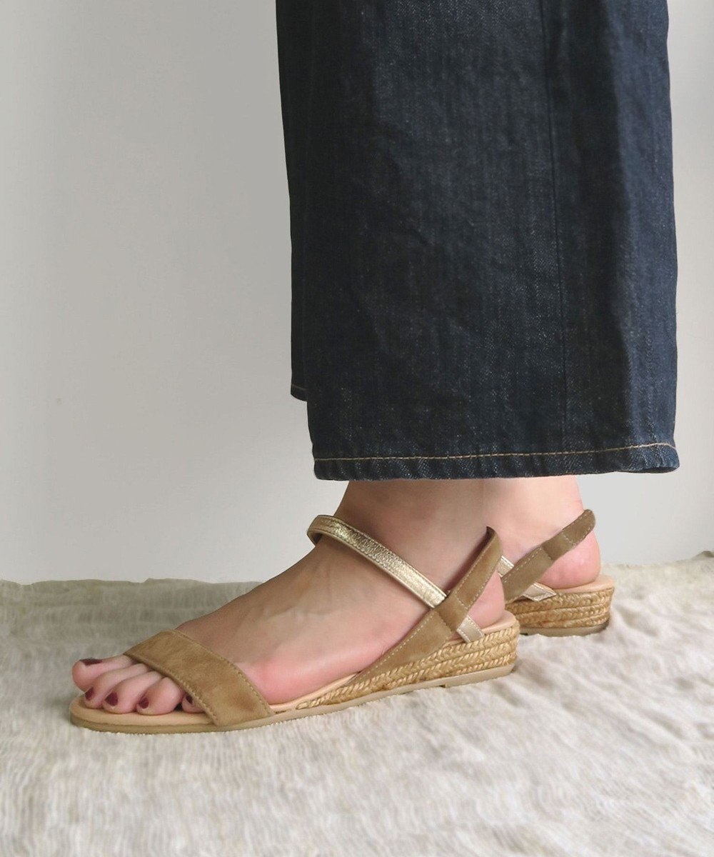 雑誌very 掲載 Gaimo ガイモ バイカラーストラップサンダル Gaimoファッション通販 公式通販 オンワード クローゼット