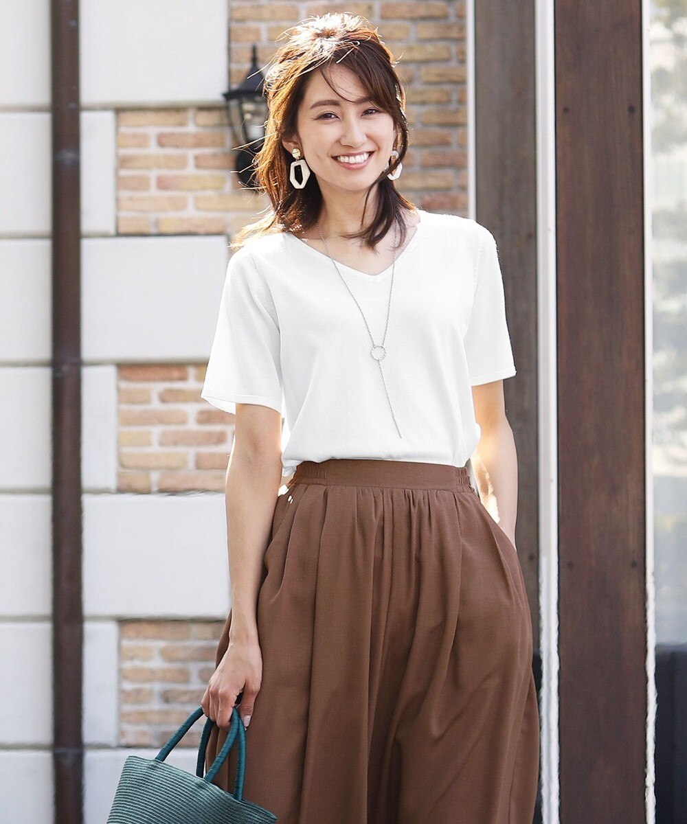 【洗える】ソフトな風合いが魅力♪ 大人上品な半袖Vネックニット