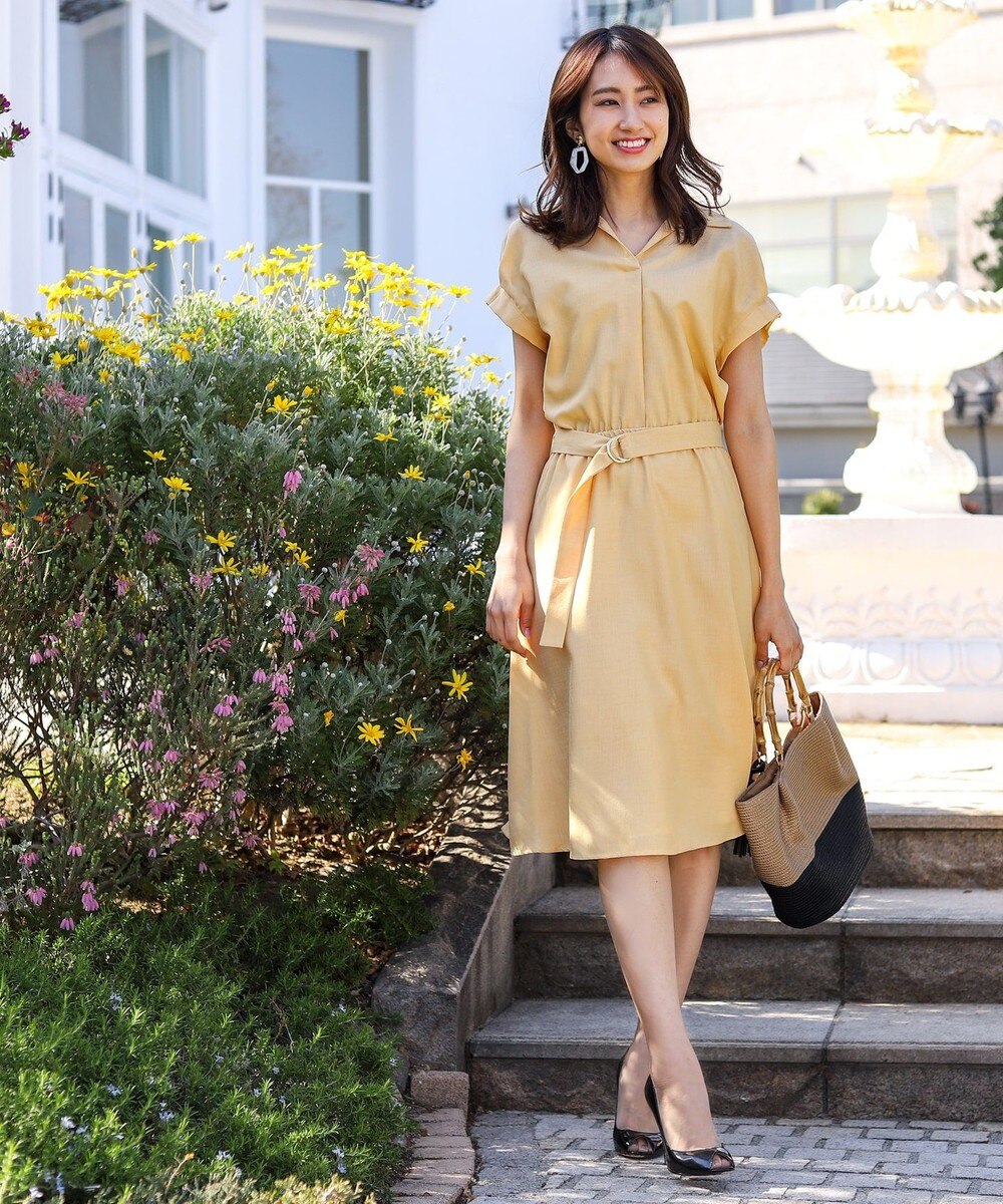 小顔効果も叶う麻調合繊スキッパーワンピース