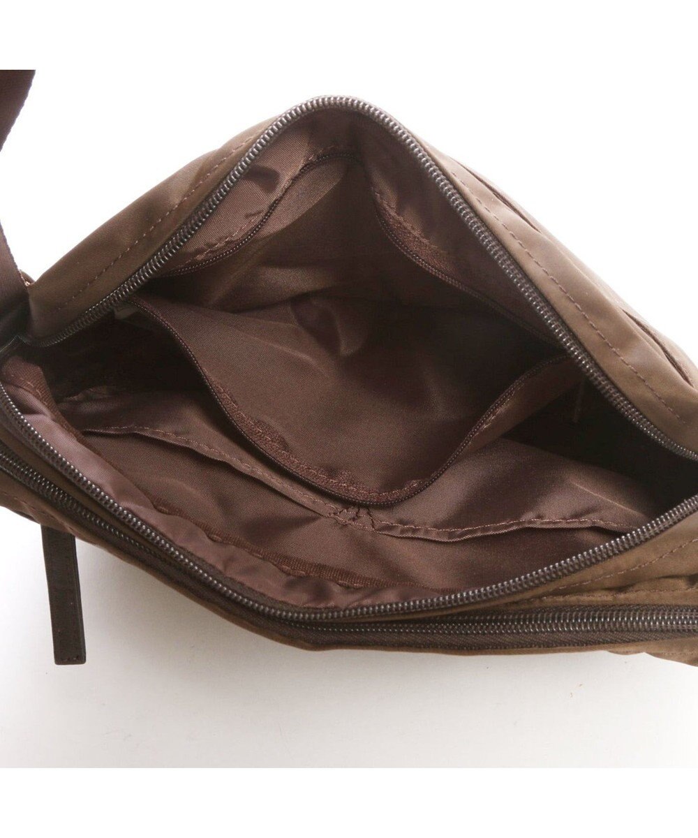 Y'SACCS ナイロン×牛革コンビシリーズ　ショルダー 