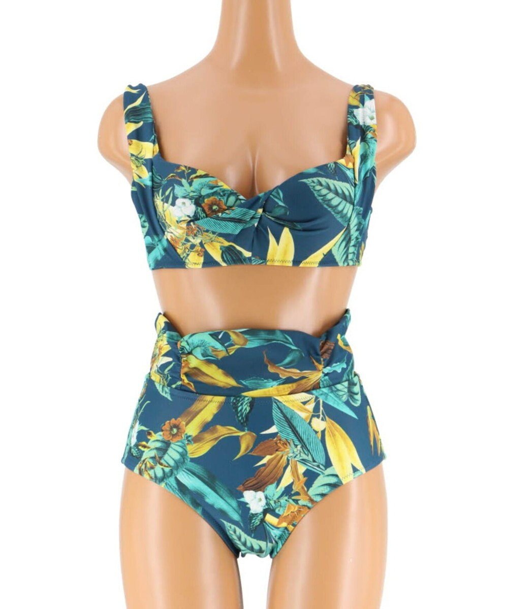 San-ai Resort（三愛水着楽園） 【SALE】【Coral veil】Lily Garden　ノンワイヤーダブルアップ ビキニ M1/M2/L1 