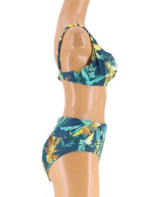 San-ai Resort（三愛水着楽園） 【SALE】【Coral veil】Lily Garden　ノンワイヤーダブルアップ ビキニ M1/M2/L1