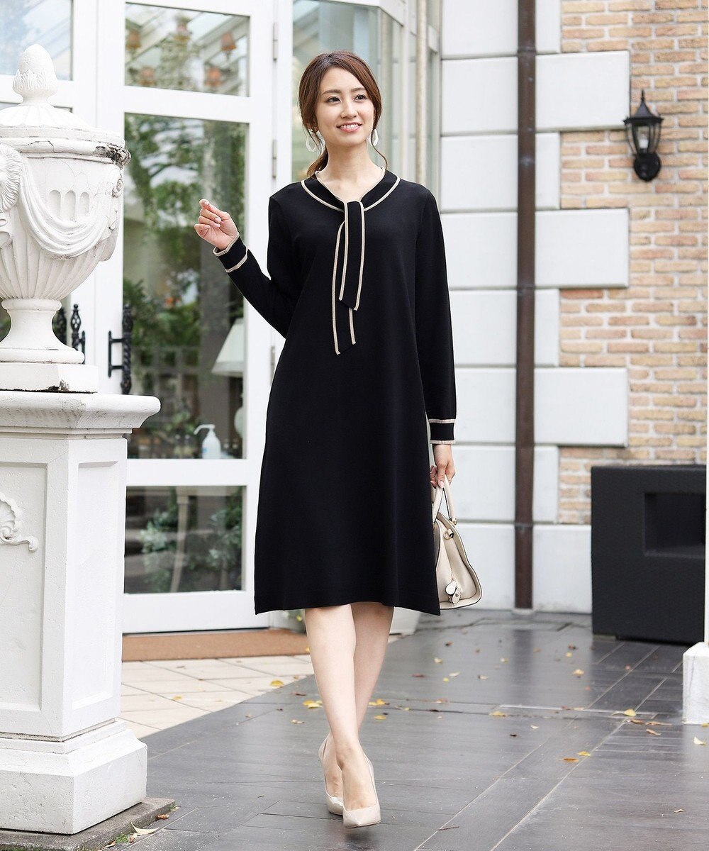 洗える 柔らかな肌触りの 配色ボウタイニットaラインワンピース Tiaclasseファッション通販 公式通販 オンワード クローゼット