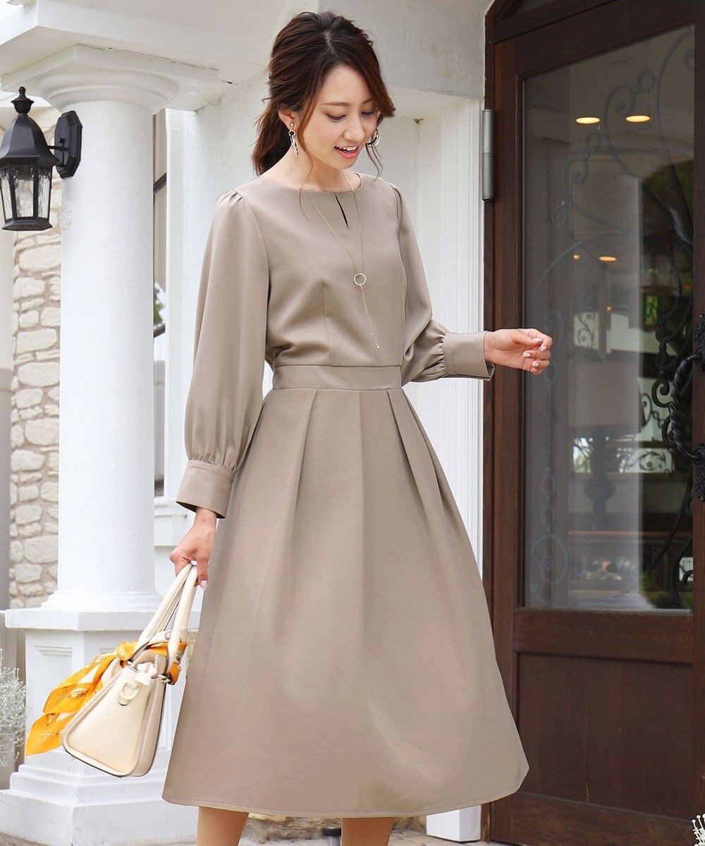 洗える 上品くるみボタン付きミモレワンピース Tiaclasseファッション通販 公式通販 オンワード クローゼット