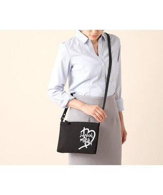 LANVIN en Bleu LANVIN en Bleu ランバンオンブルー ジュール リュックサック ポーチ付 ブラック