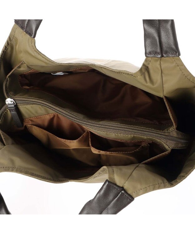 Y'SACCS リサイクルナイロン　ふんわりトート　Sサイズ カーキ