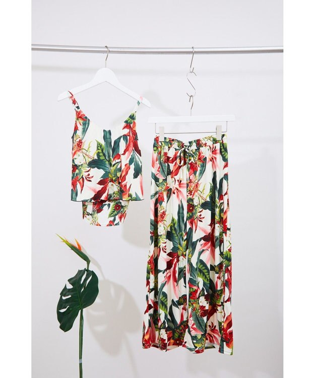 San-ai Resort（三愛水着楽園） 【Coral veil】Lily Garden　ガウチョ 3点セット 9号/11号 オフホワイト