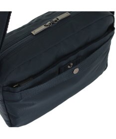 ACE BAGS & LUGGAGE ace. エース バスティーク2 62563 ショルダーバッグ ヨコ型 4リットル