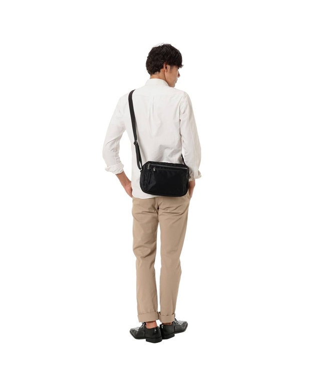 [エース トーキョー] ショルダーバッグ バスティーク2 セットアップ機能付 ネイビー ace.／エース バスティーク2 62563 ショルダーバッグ ヨコ型 4L(01