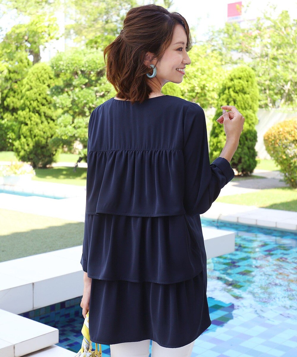 【洗える】後ろ姿で魅せるバックティアードチュニック