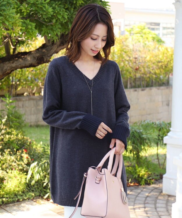 Tiaclasse L 【洗える】もっちり素材のVネックリブニットチュニック ネイビー