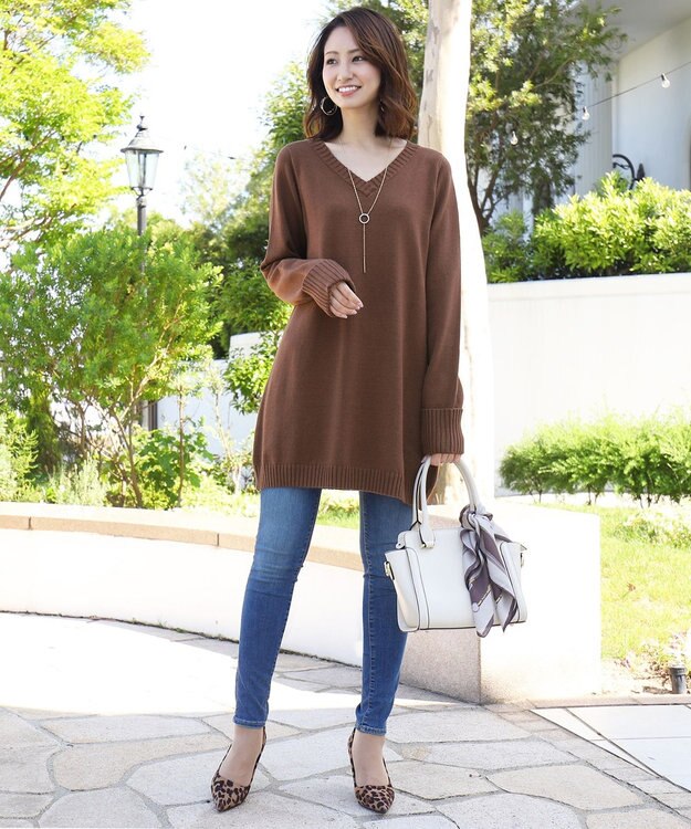 Tiaclasse L 【洗える】もっちり素材のVネックリブニットチュニック ブラウン