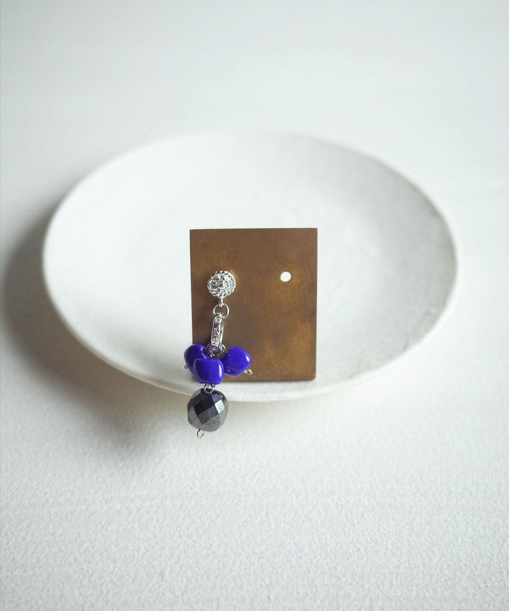 チェコビースの片耳ピアス And Wool ファッション通販 公式通販 オンワード クローゼット チェコビースの片耳ピアス And Wool ファッション通販 公式通販 オンワード クローゼット