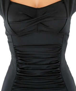 San-ai Resort（三愛水着楽園） 【SALE】【Coral veil】Solid　ナチュラルシェイプ ワンピース水着 9号/11号 ブラック