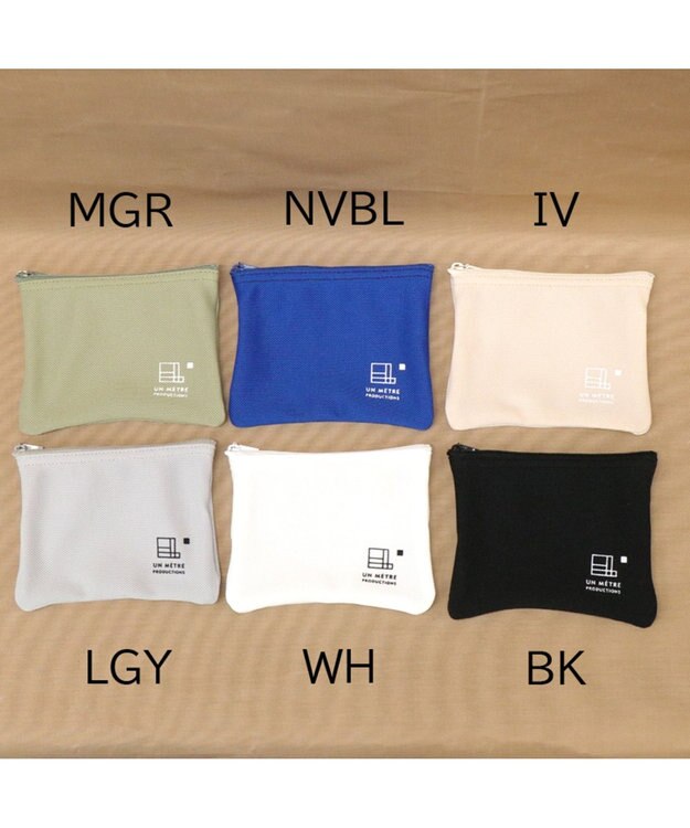 Regalo Felice 【日本製 / 抗菌防臭機能付き】マスクポーチ WH(ホワイト)