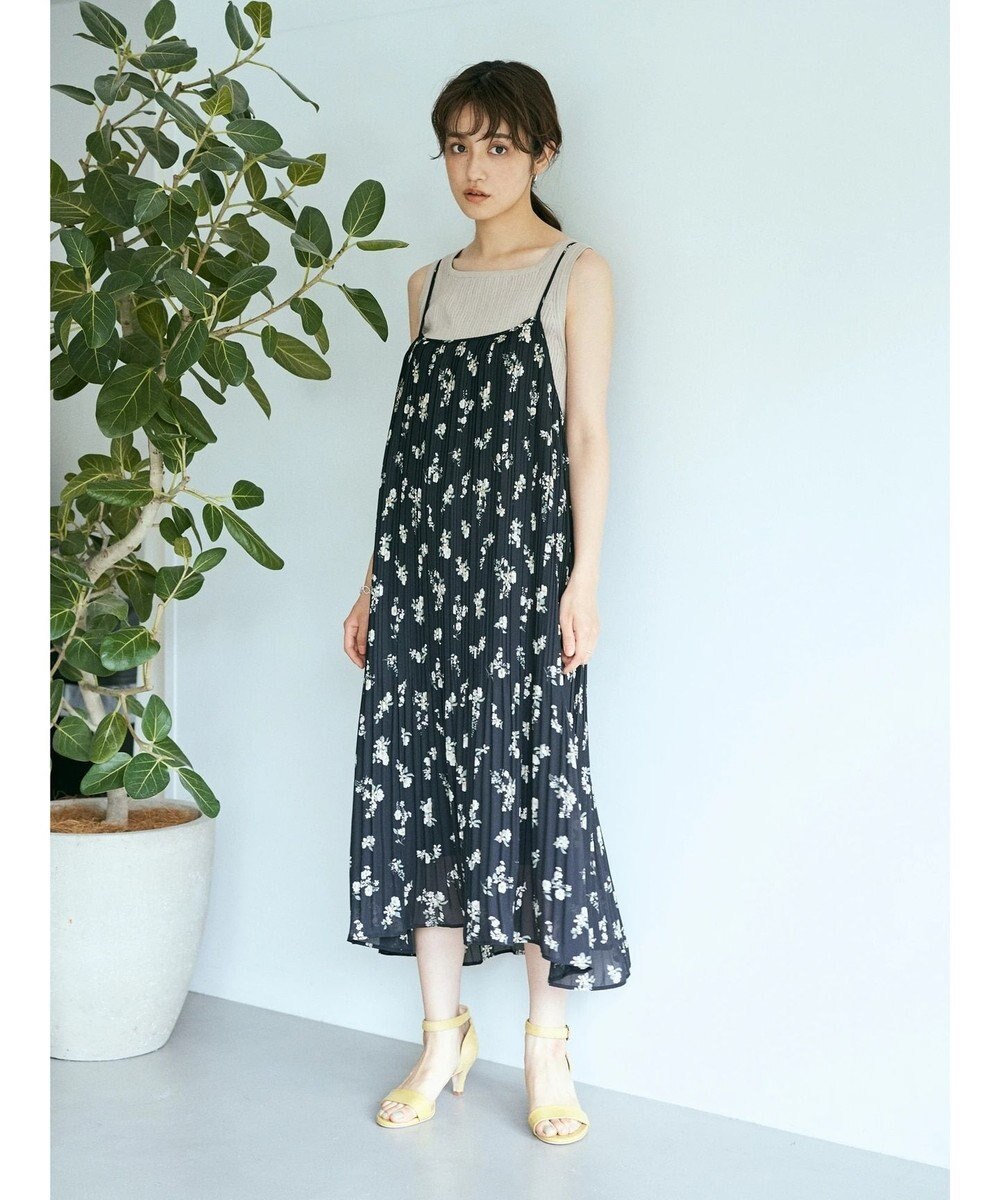 フラワープリントプリーツキャミワンピース Earth Music Ecology ファッション通販 公式通販 オンワード クローゼット
