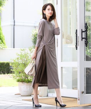 リラックス 洗える 重ね着が楽しめるカットソーワンピ プリーツキャミワンピ Tiaclasse ファッション通販 公式通販 オンワード クローゼット