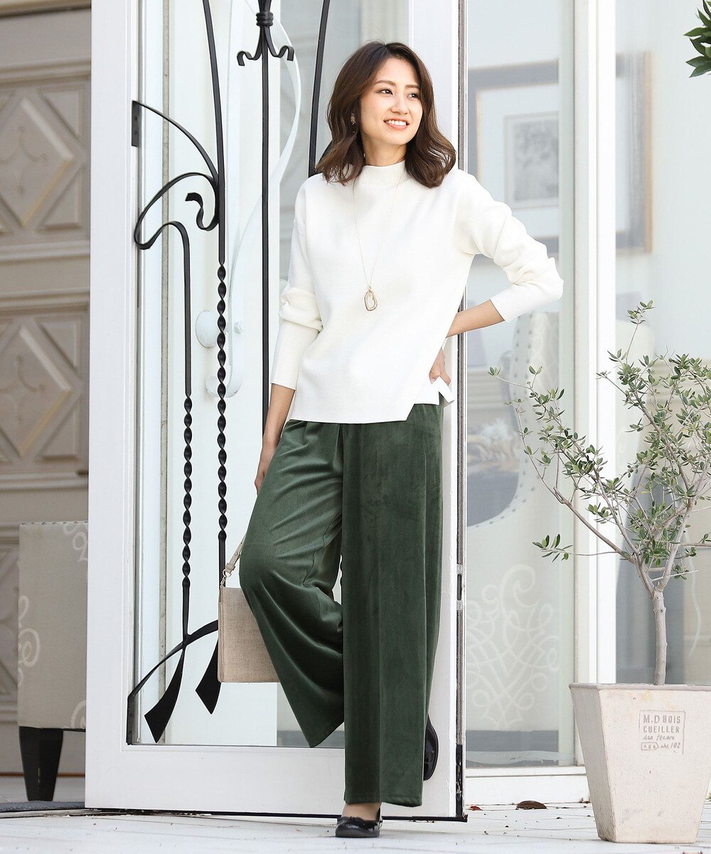 【リラックス・洗える】旬なムードを演出するベロアコールパンツ